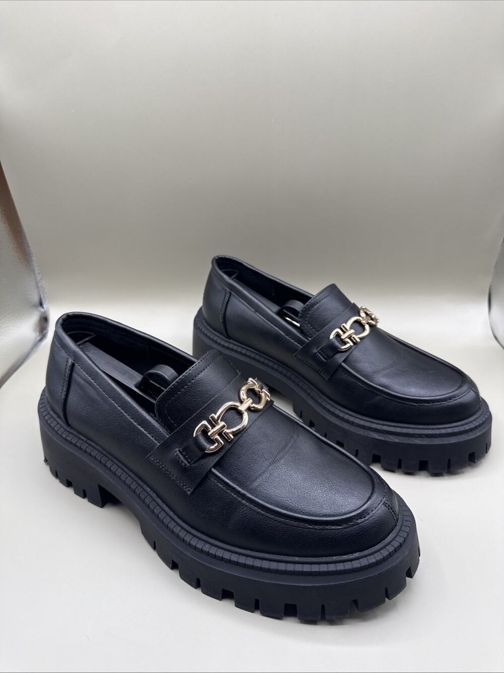 Topshop Black Chunky Loafers Gold Chain Detail Preppy Dark Academia Size 40